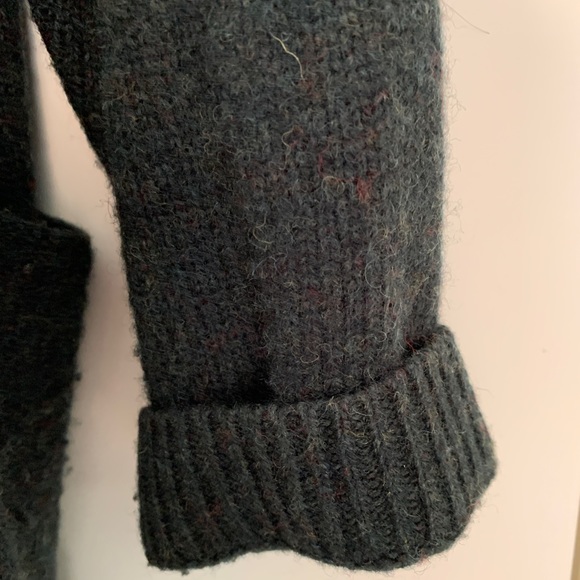 UNIQLO 100% merino wool cardigan, size S - Picture 4 of 4